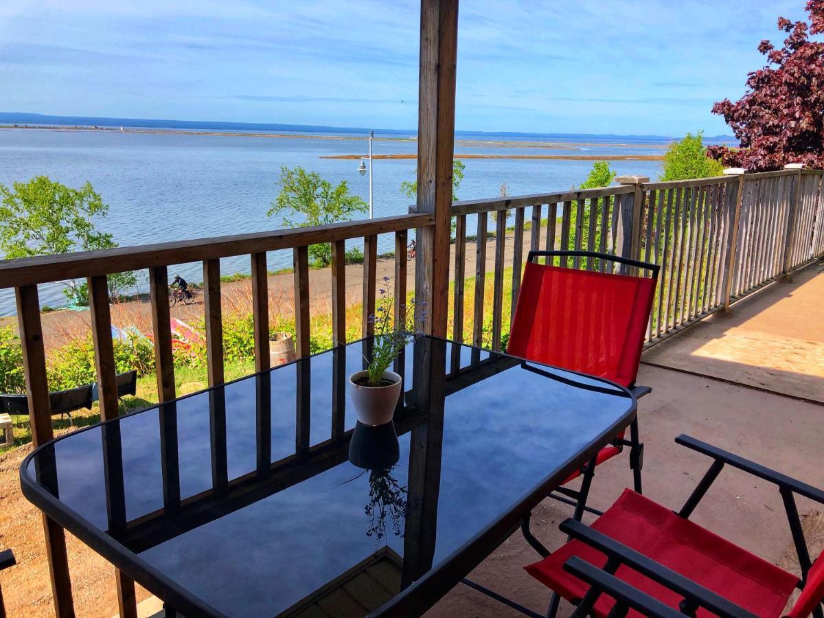 Aux 4 Vents - Auberg'Inn Carleton-sur-Mer 外观 照片