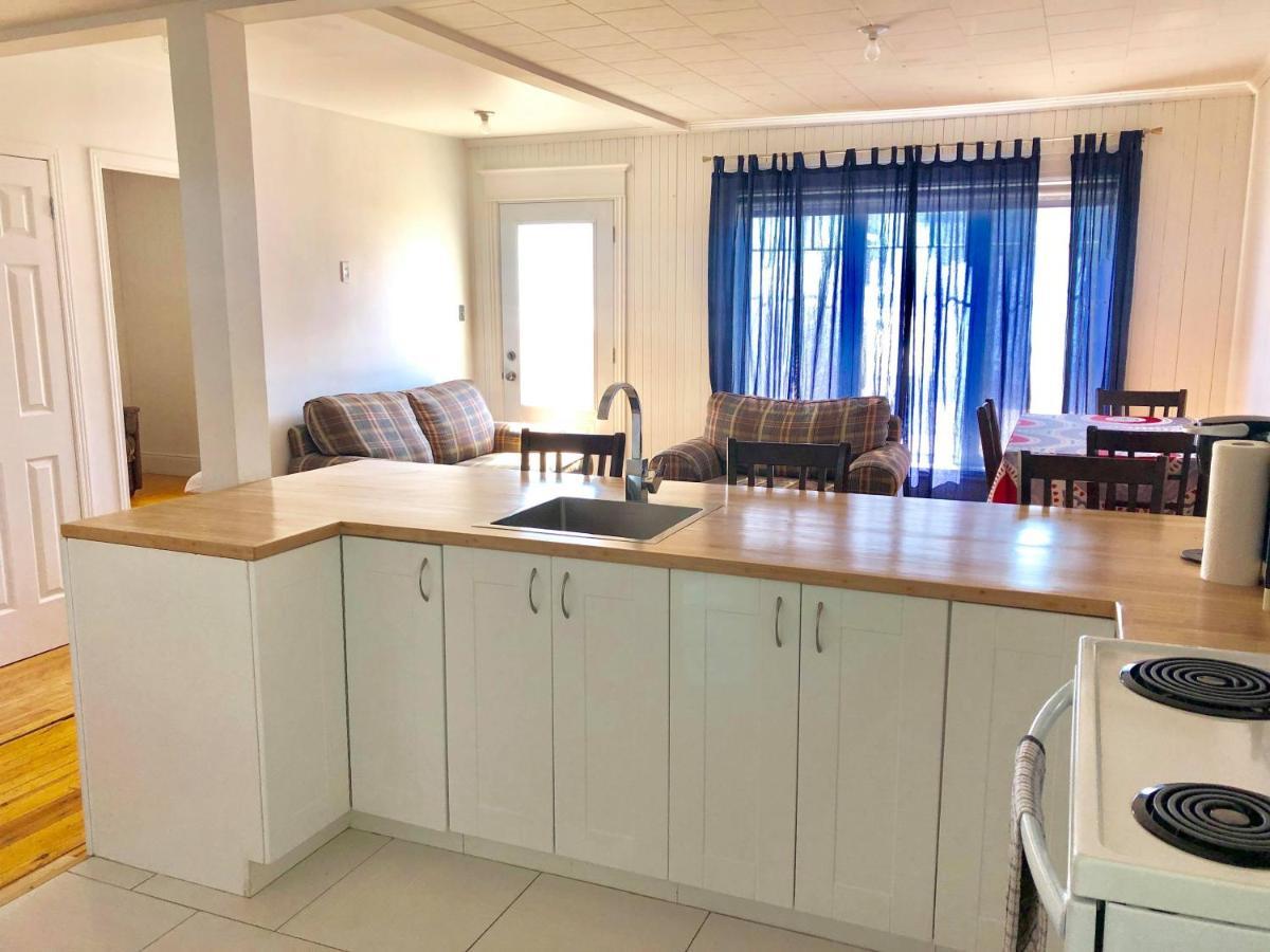 Aux 4 Vents - Auberg'Inn Carleton-sur-Mer 外观 照片